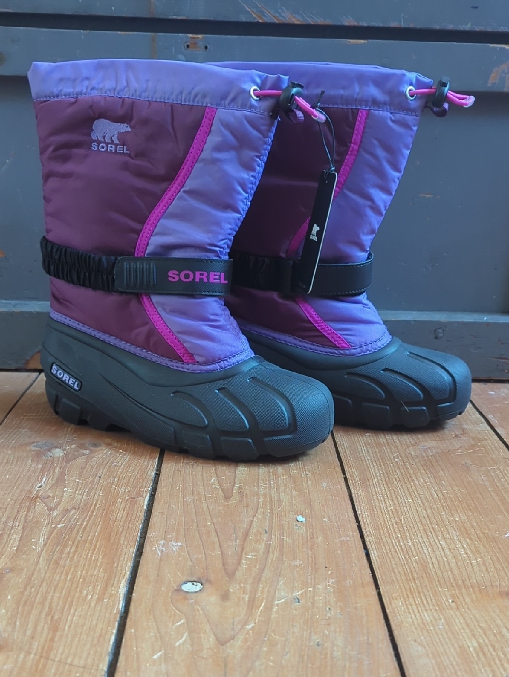 **BNIB**Sorel Flurry Winter Boots